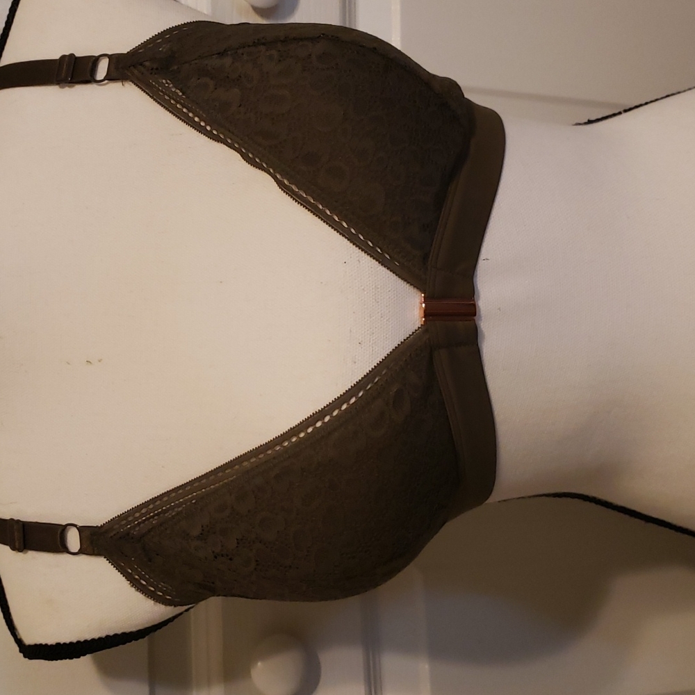 NWT green bralette size lg